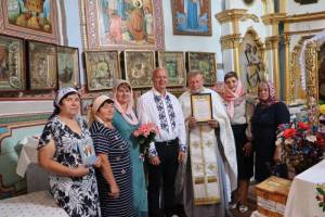 Молитва за Україну та покладання квітів загиблим героям!