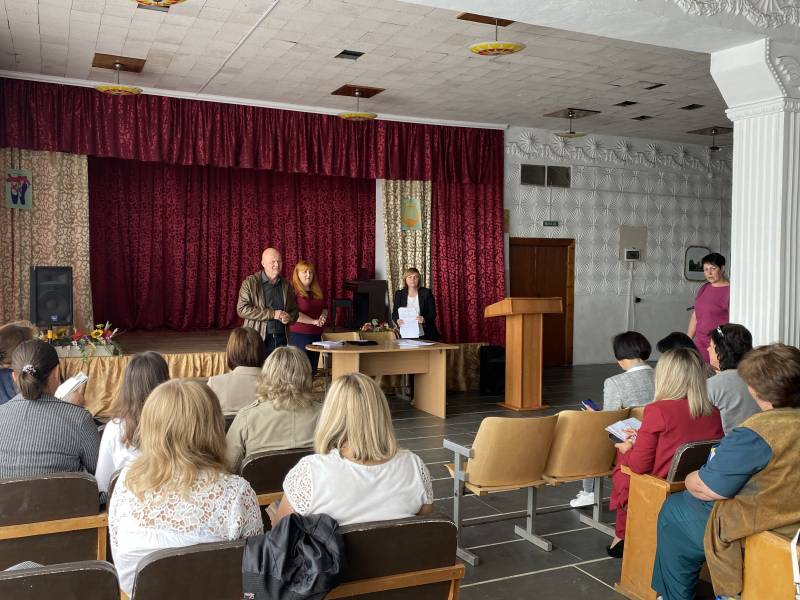 Нарада на тему: «Освіта в умовах воєнного стану: підсумки 2021-2022 та завдання на новий 2022 – 2023 навчальний рік»