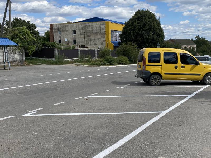 У Вороновицькій територіальній громаді оновлена паркувальна зона.