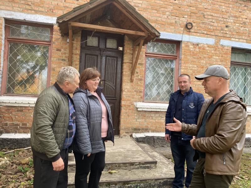 Ремонтні роботи у приміщенні, яке буде облаштоване для КУ “Територіальне медичне об’єднання “Вінницький обласний медичний центр екстреної медичної допомоги”.