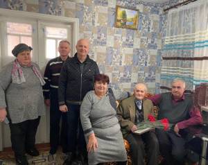 Привітали ювіляра з Днем Народження.