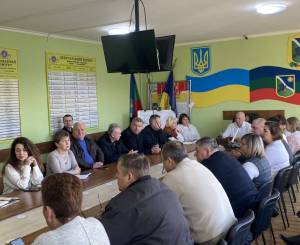 Щотижнева апаратна нарада.