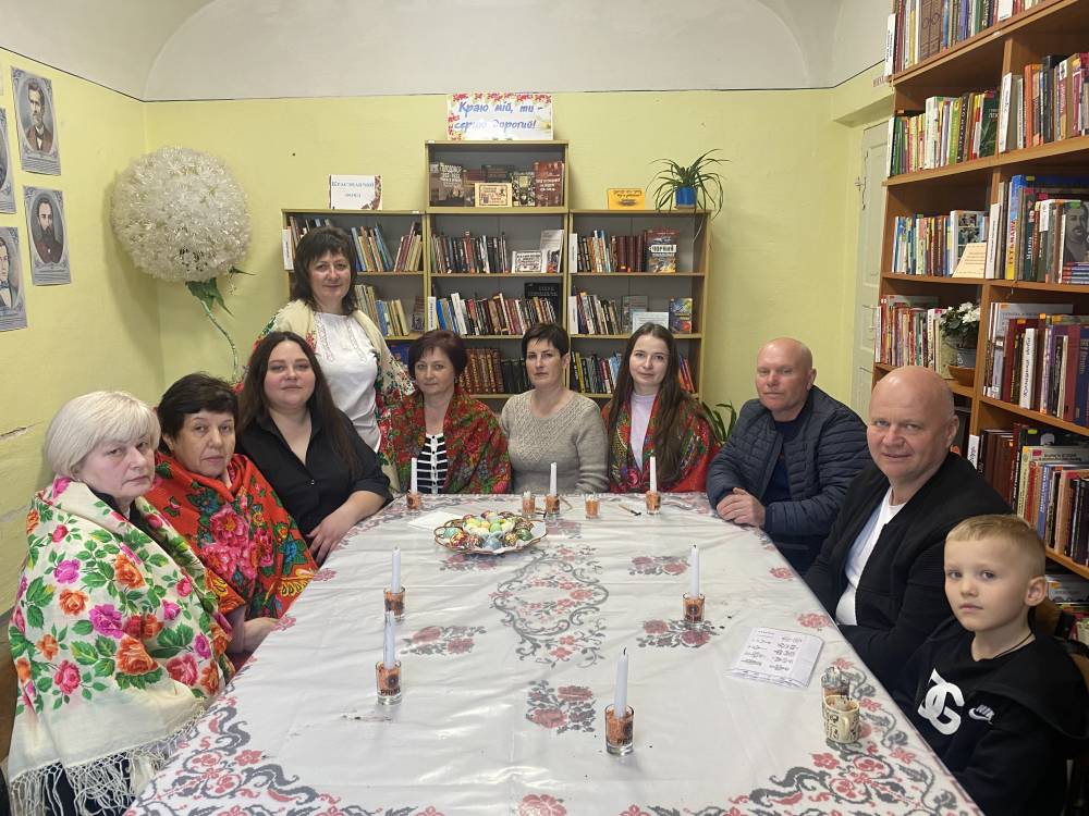 До свята Великодня в громаді відбувся майстер-клас із писанкарства.