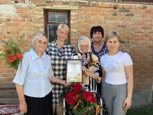 90-річний  ювілей відсвяткувала жителька Вороновиці Насонова Галина Сергіївна.