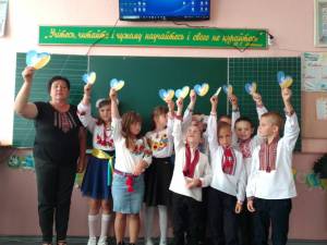 Перший дзвоник у КЗ “Оленівський ліцей”