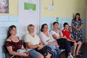 200 пакетів дитячої косметики французької фірми Mustela передано Гуманітарним штабом діткам Вороновицької громади.